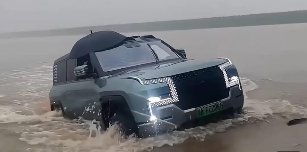 BYD U8 SUV